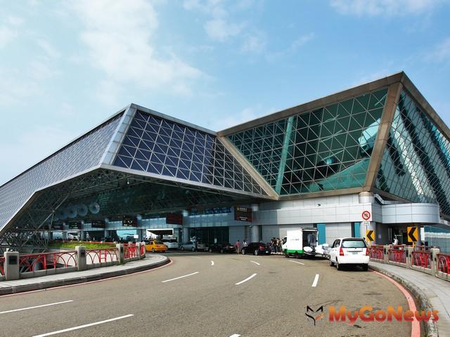 ▲桃機三跑道闢建，「先建後遷」是大前提