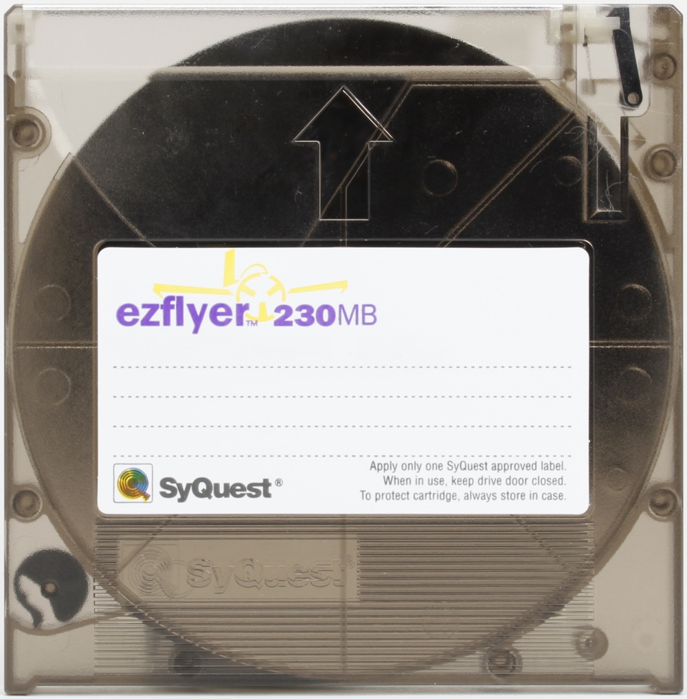 カートリッジの着脱が楽になったez135の上位互換モデル Ezflyer スイートメモリーズ File036 Engadget 日本版