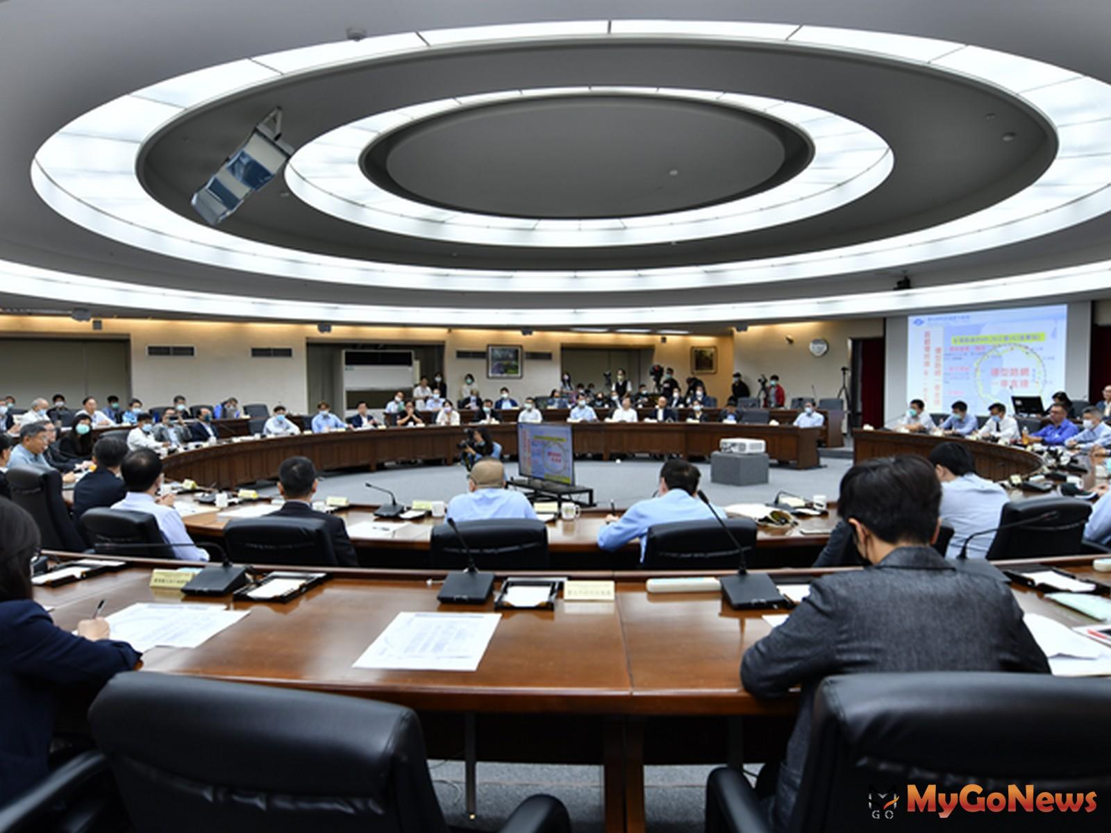 ▲「台北捷運環狀線北環段及南環段捷運工程標案招商暨廉政平台說明會」廠商參與踴躍 現場反應熱烈(圖：台北市政府)