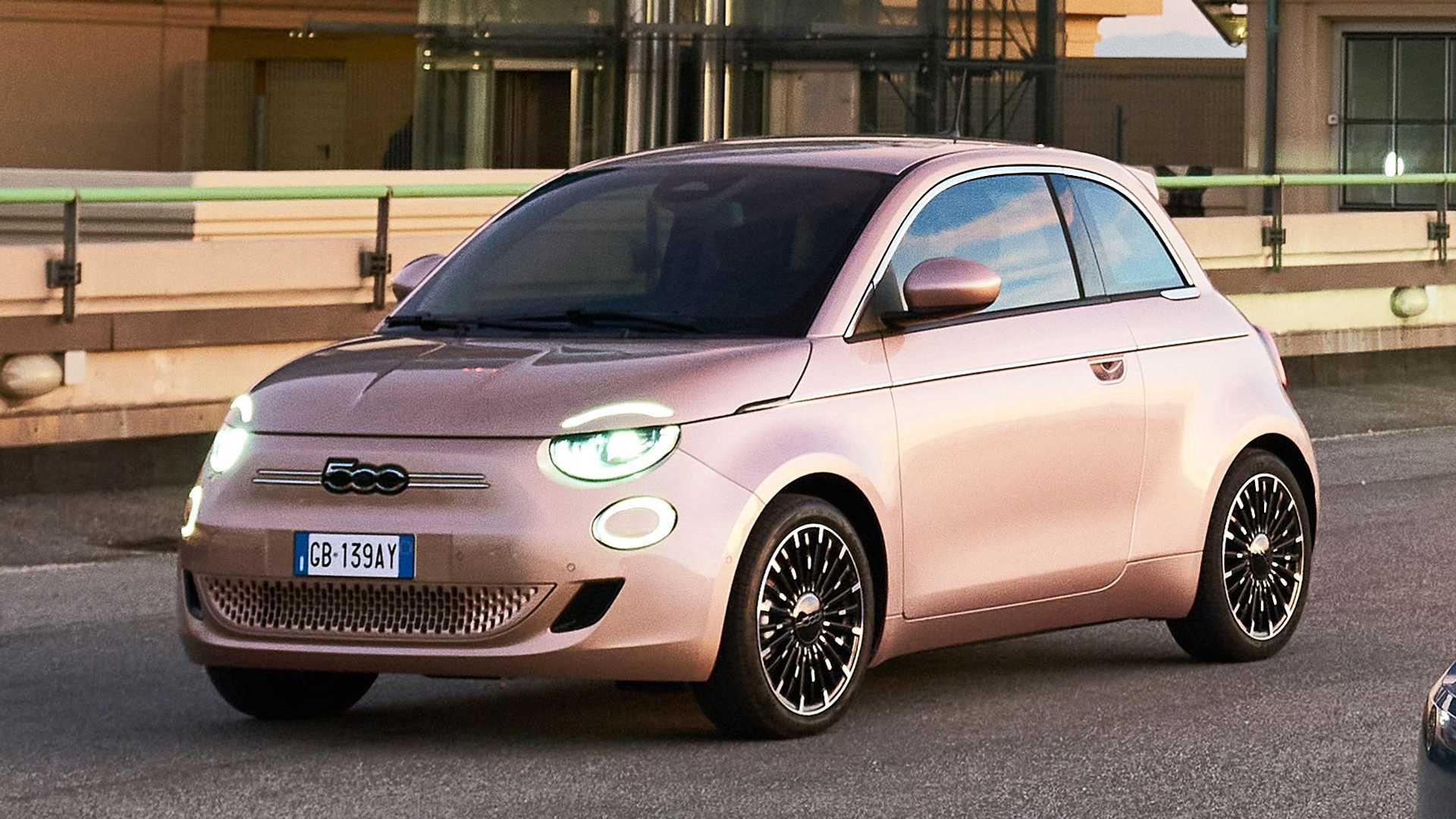 多了小門更方便─Fiat 500 Electric 3+1正式發表 Yahoo奇摩汽車機車