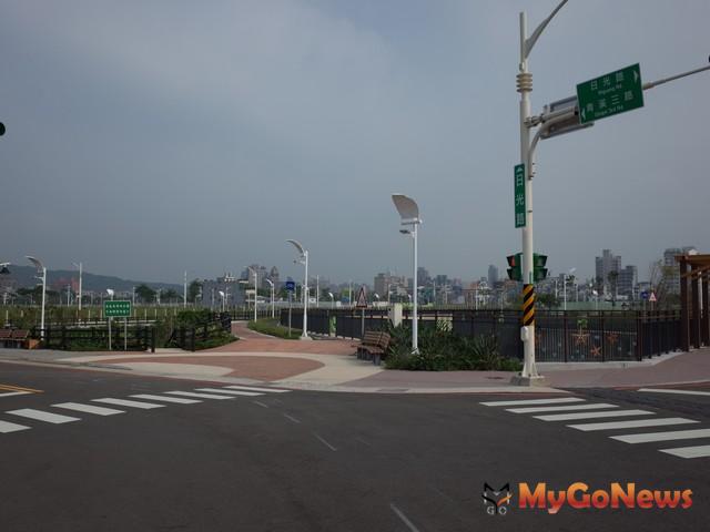 ▲盤點全台房市熱區，網友就愛跟著重劃區買房子，預售新成屋購屋心態，期待保值抗跌「錢」景可期