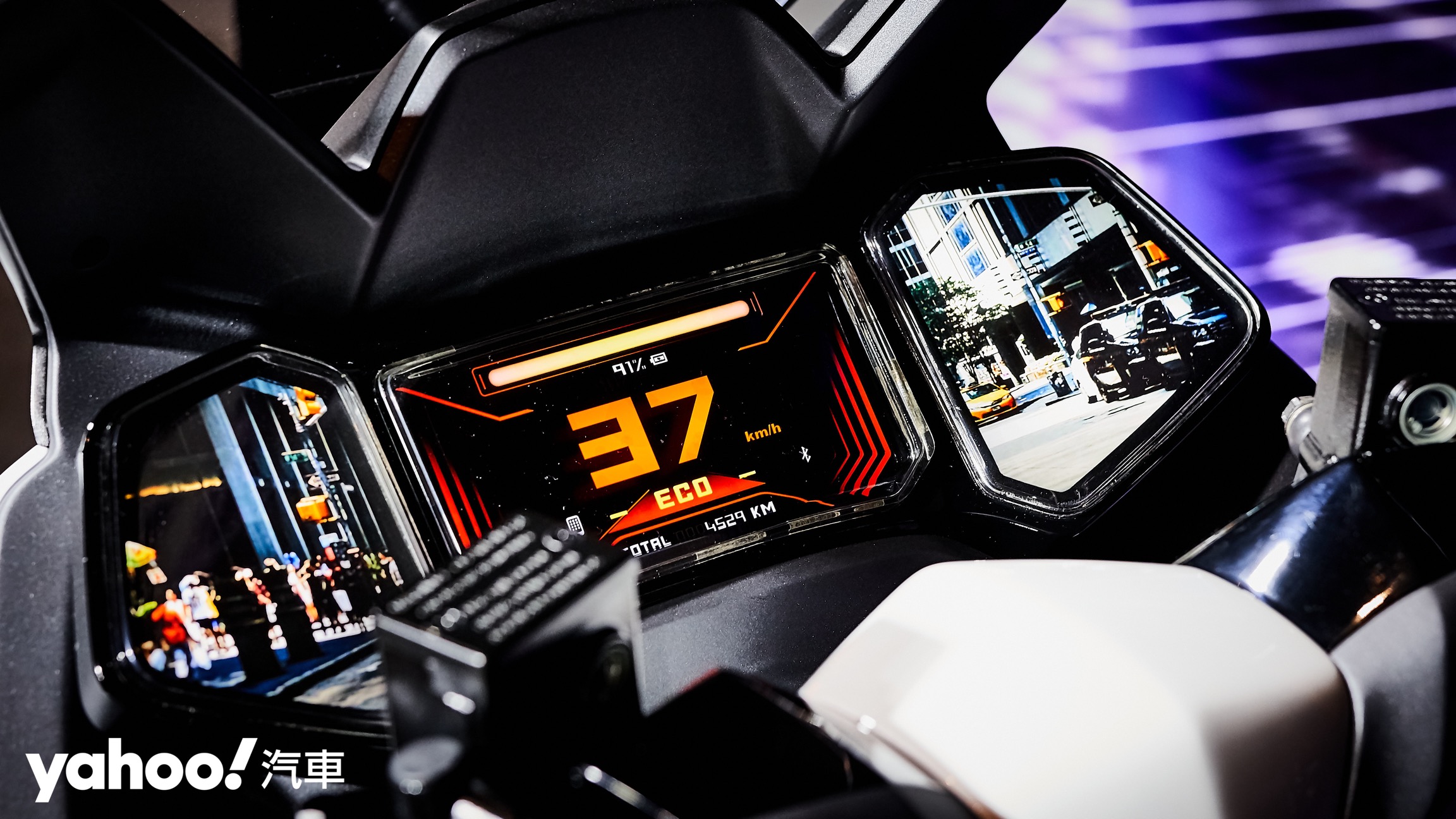 線上發表線下露面！SYM 3+2新車亮相、BT靈獸最新成員KRN現身！ - Yahoo汽車機車