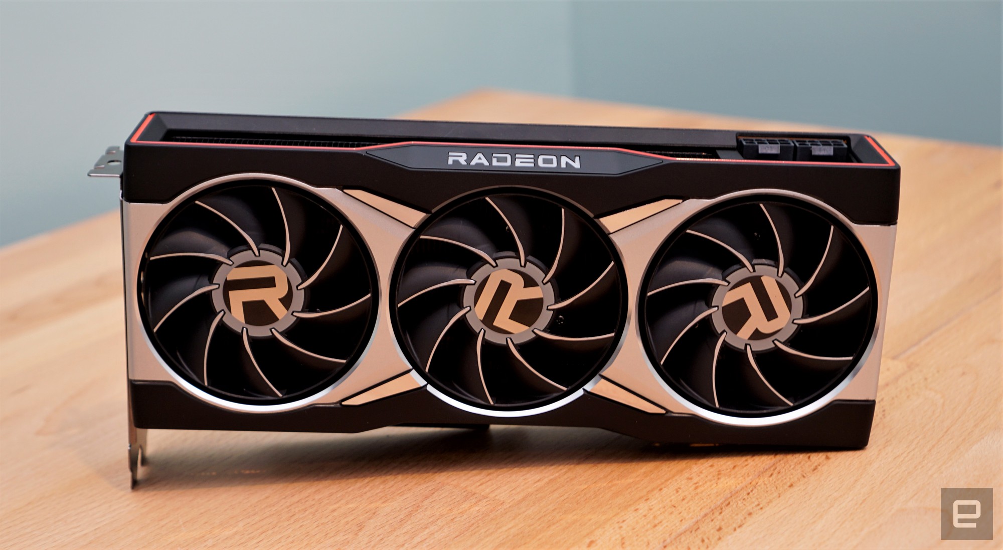 AMD Radeon RX 6800 XT and RX 6800 Review