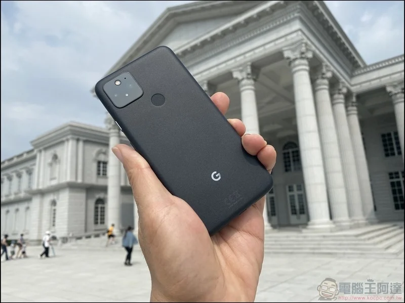 來自Google，最平價小巧的 IP68 5G 全能機 Google Pixel 5 開箱 - Yahoo汽車機車