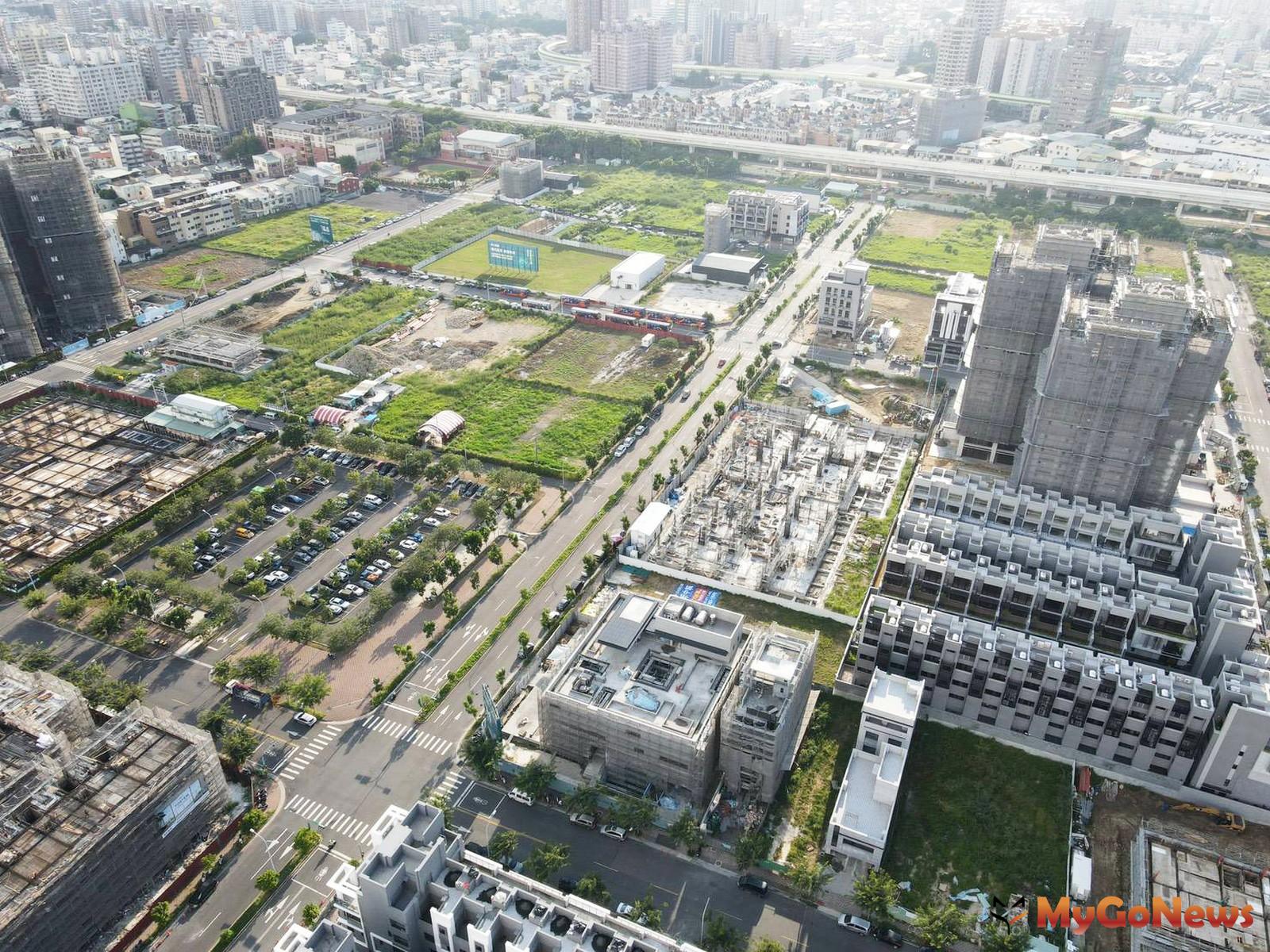 ▲俯瞰松竹站周圍，目前也有不少建案興建中，購屋需求相當穩(圖/永慶房屋)