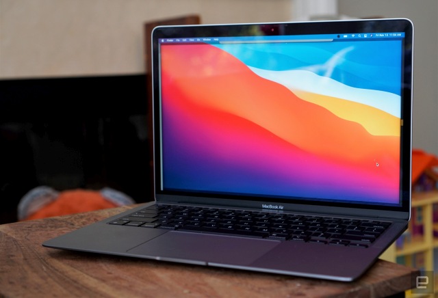 M1 Macbook Air     