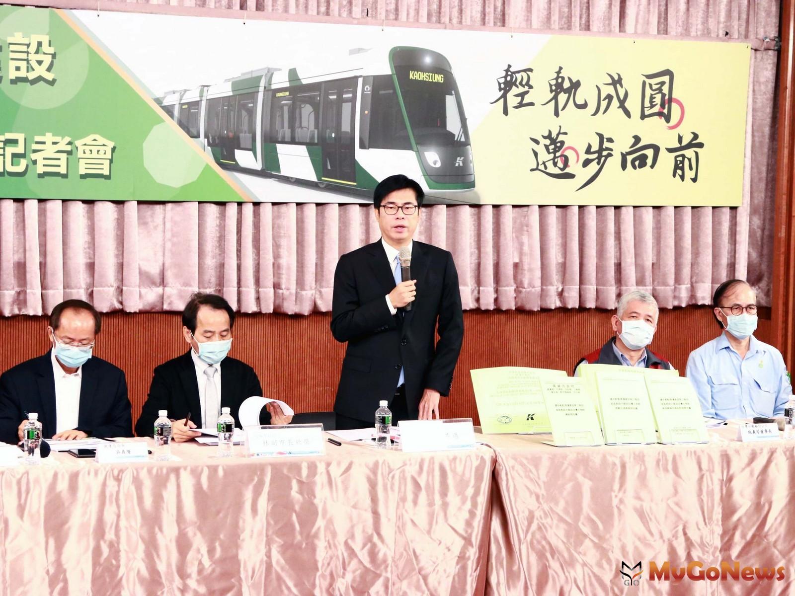 ▲陳其邁宣布輕軌復工 宣示2023年底全線通車(圖/高雄市政府)
