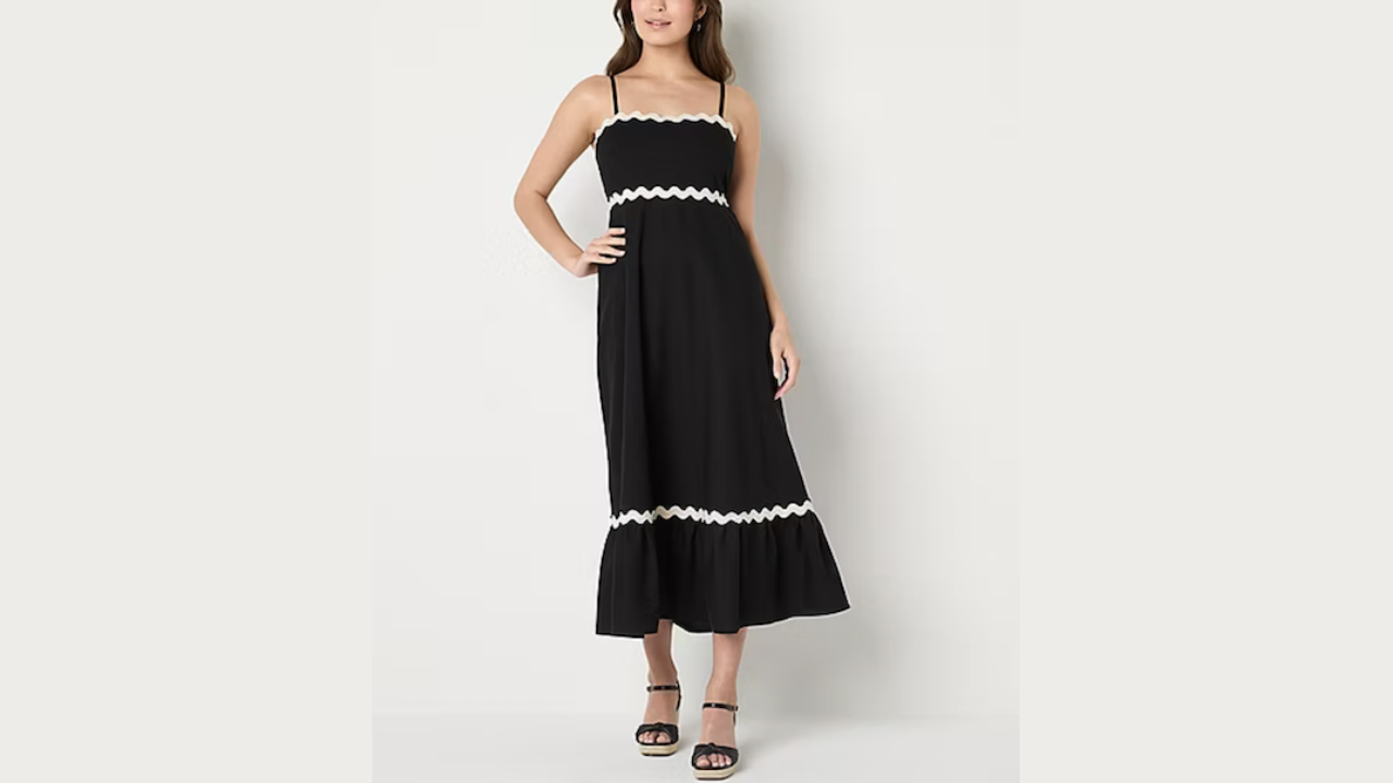 long sleeves black dresses Black Open Back Maxi Dress With Long Sleeves main image 0