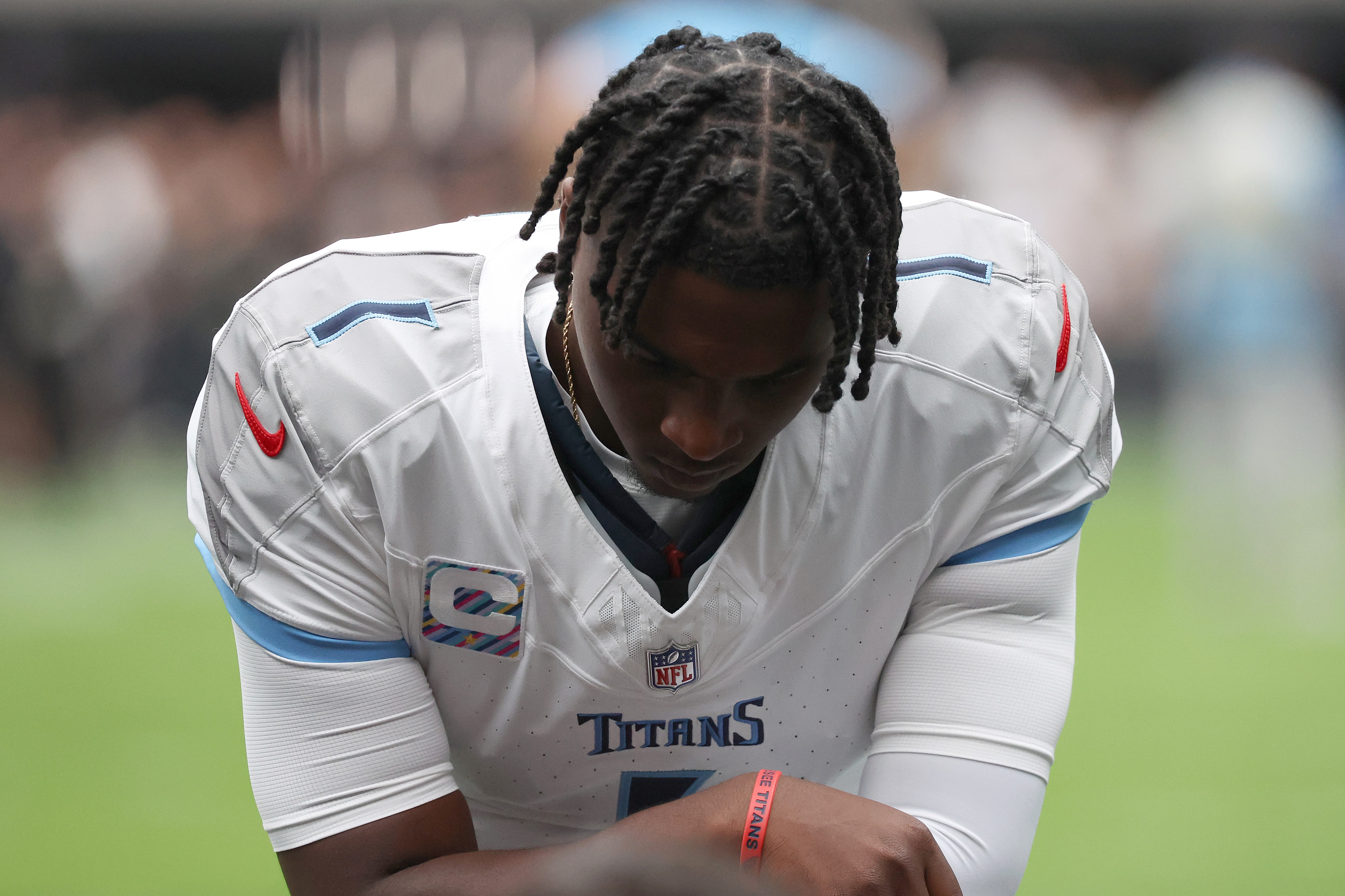 It has not been an easy rookie season for Titans quarterback Cam Ward. (Photo by Ian Maule/Getty Images)