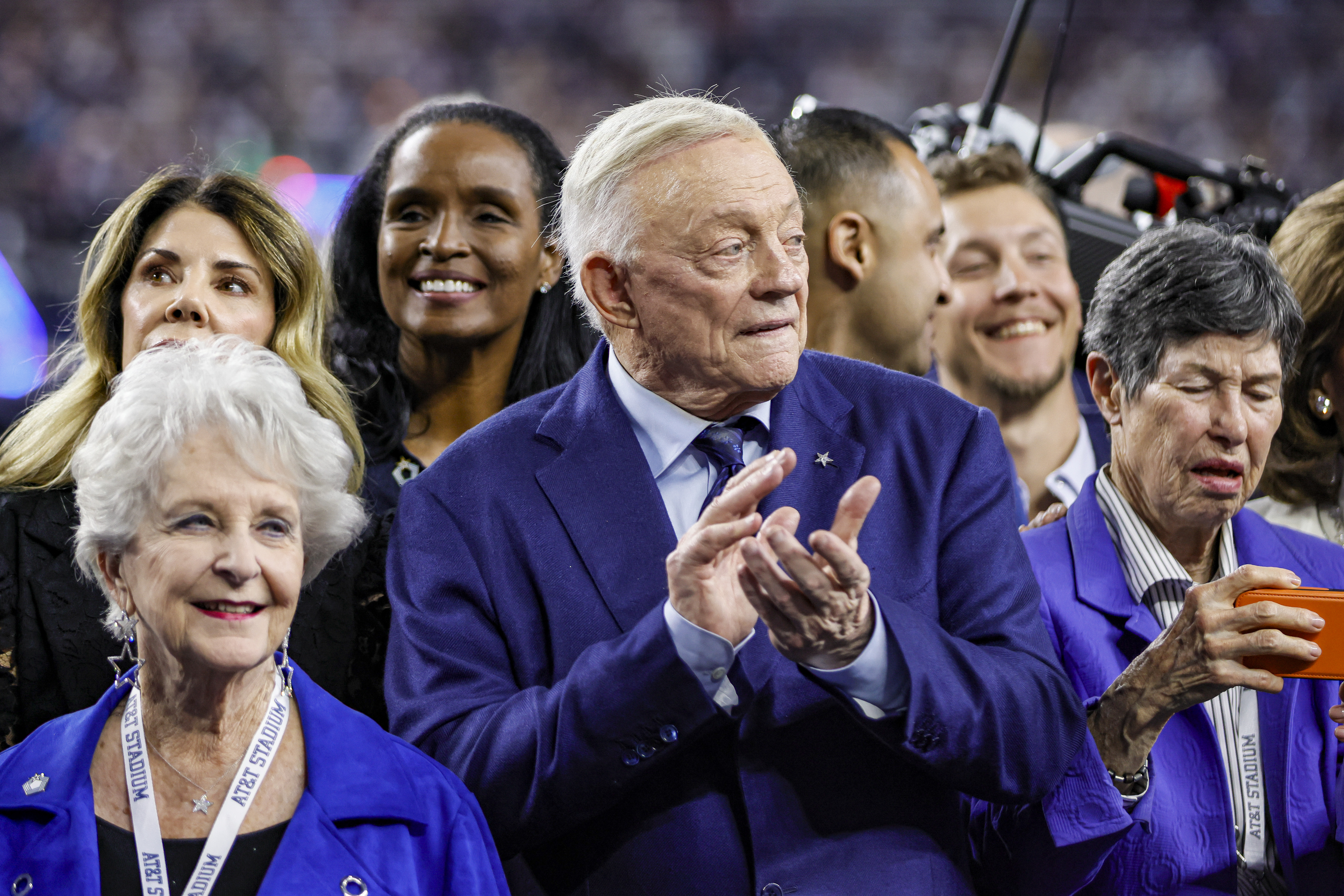 3 teams to watch make potential big trade in 2026 NFL Draft: Cowboys, Rams and Jags