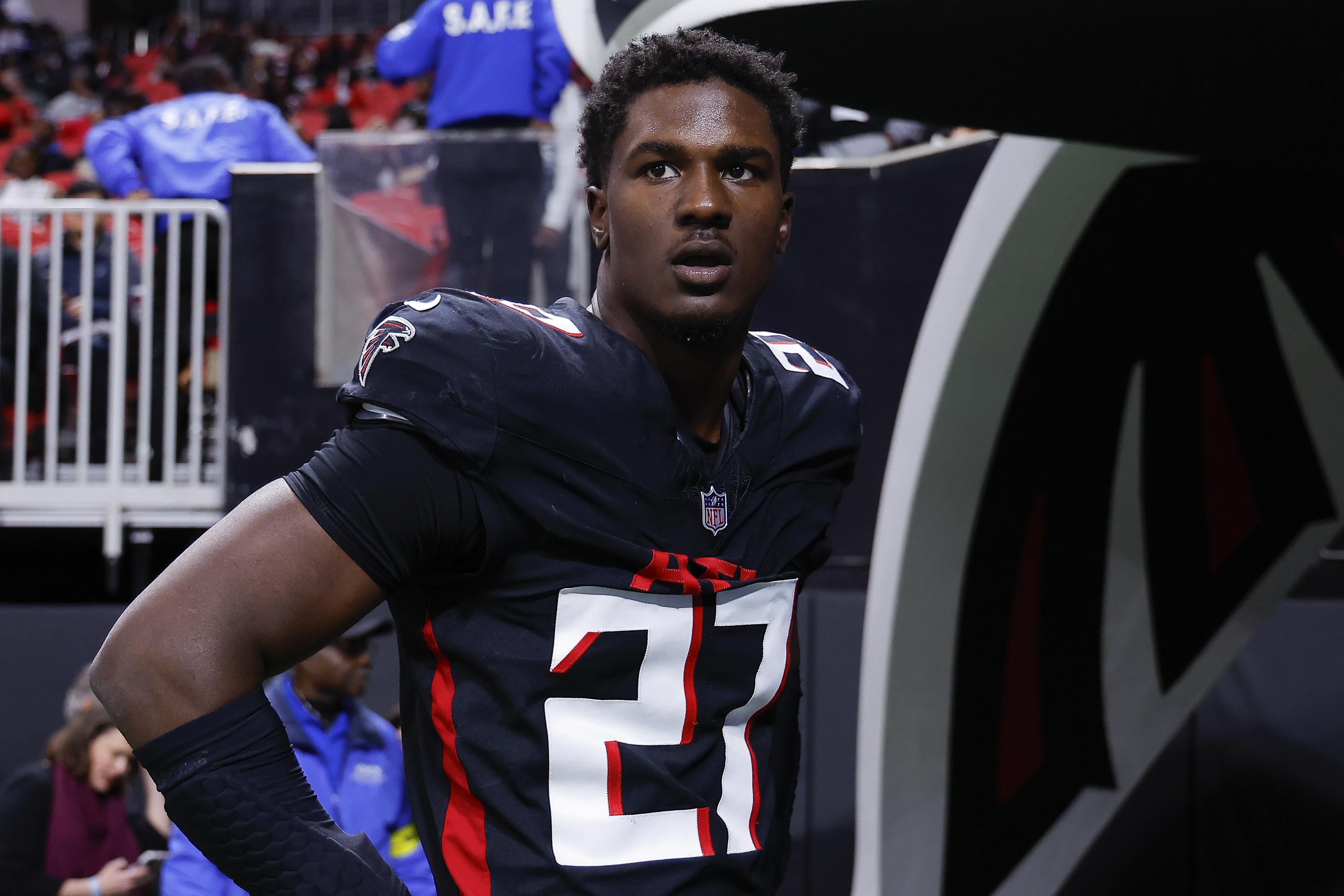ATLANTA, GEORGIA - DECEMBER 7: James Pearce Jr. #27 of the Atlanta Falcons looks on prior to the game against the Seattle Seahawks at Mercedes-Benz Stadium on December 7, 2025 in Atlanta, United States. (Photo by Todd Kirkland/Getty Images)