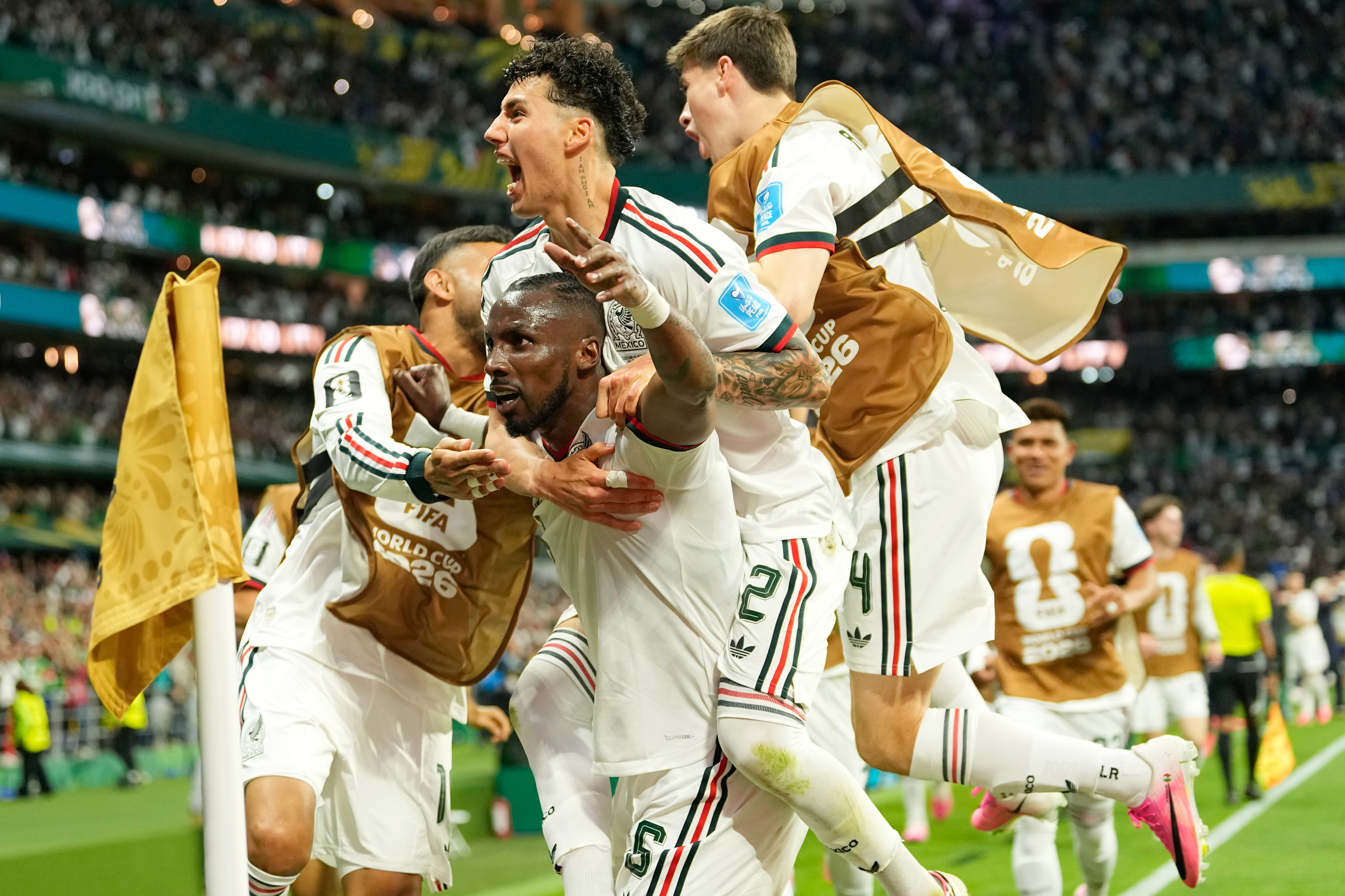 Mexico's Julian Quinones celebrates scoring his side's second goal against Czechia during a World Cup Group A soccer match in Mexico City, Wednesday, June 24, 2026. (AP Photo/Silvia Izquierdo)